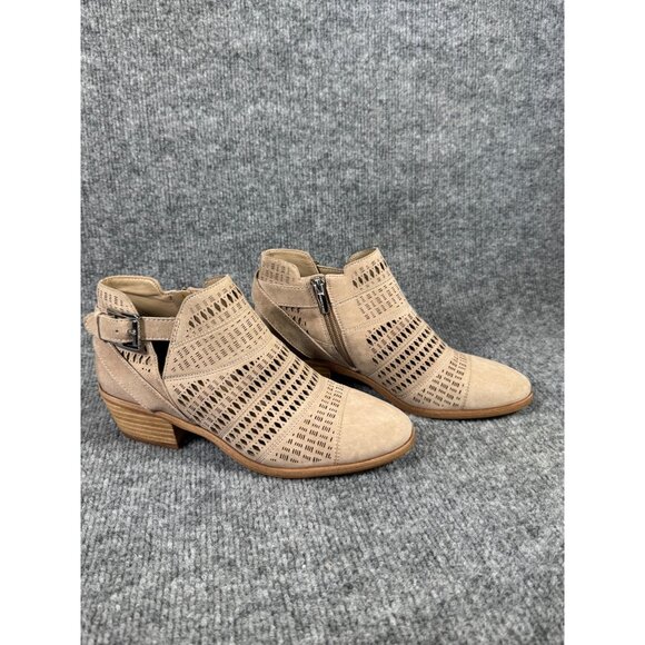 Vince Camuto Womens 7.5 Beige Suede Ankle Booties With Cutout Design & Stacked H - Picture 1 of 16